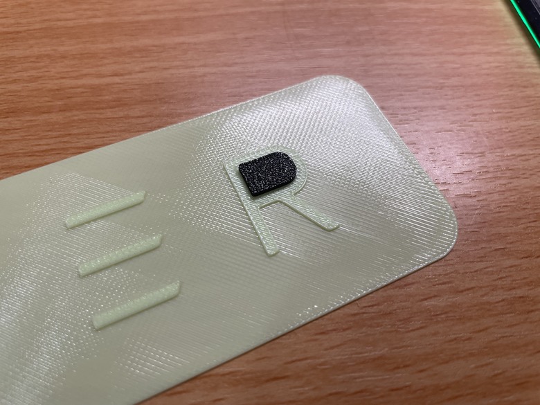 點我看大圖 為了 Razer Chroma 能付出多少的愛 - Razer Chroma ARGB 控制器與自製 Chroma 信仰裝飾燈