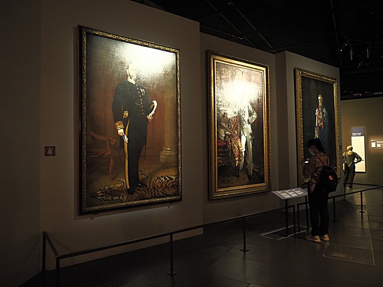新加坡國家博物院(National Museum of Singapore)、土生華人博物館(Peranakan Museum)、善牧主教座堂(Cathedral of the Good Shepherd)、讚美廣場(CHIJMES Hall),還有地鐵勞明達站附近的土司工坊 — 赤道三國文化休閒行旅 之 新加坡篇 第六回 博物館規劃區(Museum Planning Area)