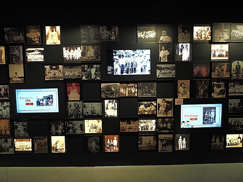 新加坡國家博物院(National Museum of Singapore)、土生華人博物館(Peranakan Museum)、善牧主教座堂(Cathedral of the Good Shepherd)、讚美廣場(CHIJMES Hall)，還有地鐵勞明達站附近的土司工坊 — 赤道三國文化休閒行旅 之 新加坡篇 第六回 博物館規劃區(Museum Planning Area)