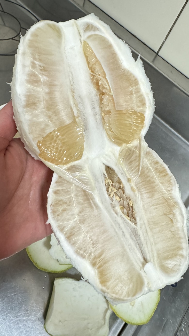 中秋到了！來剝顆柚子吧！