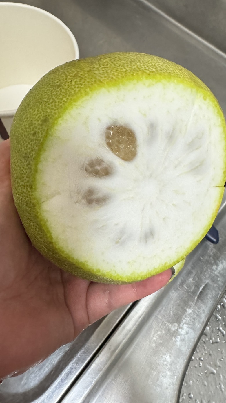 中秋到了！來剝顆柚子吧！