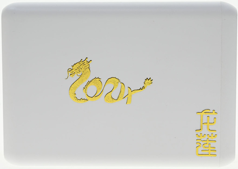 點我看大圖 龍蓮165W四埠USB-C GaN龍年白色款充電器開箱