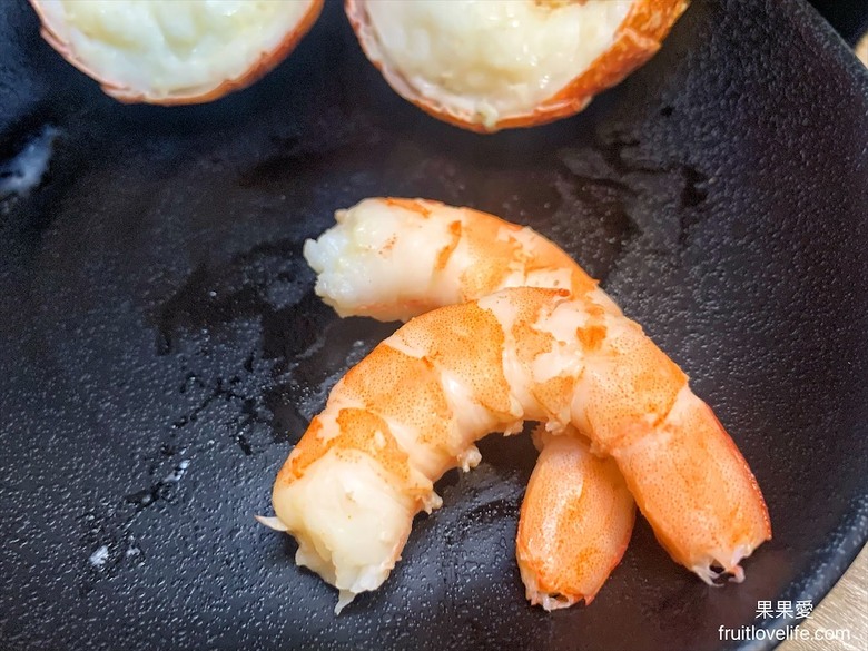 寵物友善鍋物餐廳，有多種美味湯頭，豐富的海鮮與肉品，可以獨享也可以共鍋，鴛鴦鍋不另外加價