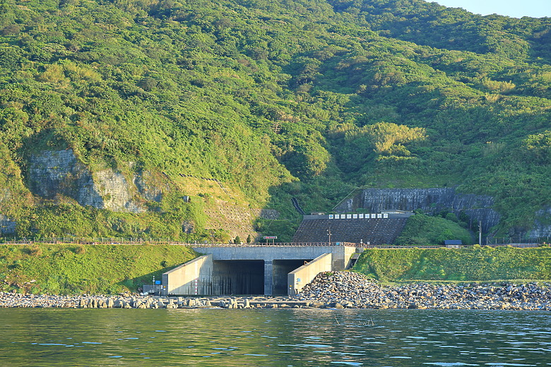 點我看大圖 (映像旅行) 徜徉璀璨晚霞金光、享受漁獲豐收樂趣 in新北市瑞芳