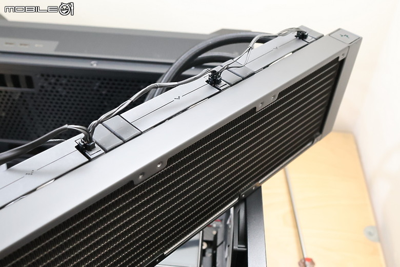 點我看大圖 內建陀螺儀 DEEPCOOL 九州風神 MYSTIQUE 360 ARGB