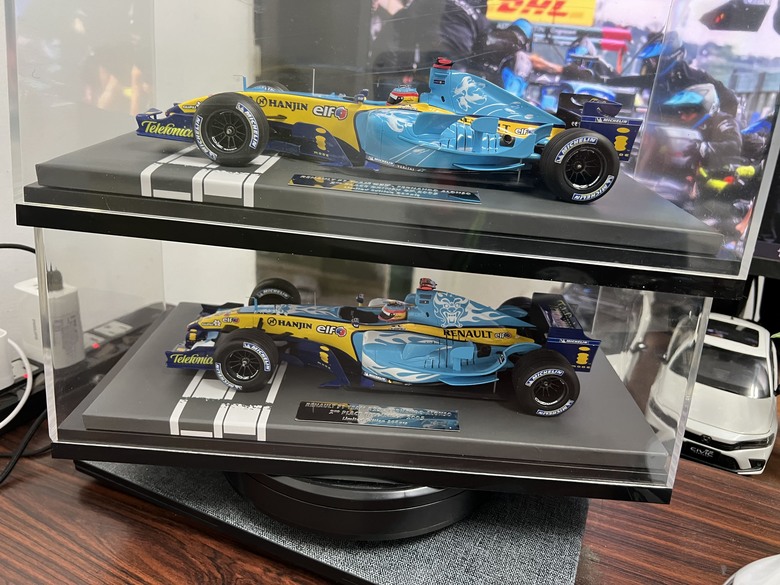 [開箱]F1 1/18 RENAULT R25 FERNANDO ALONSO BRITISH GP