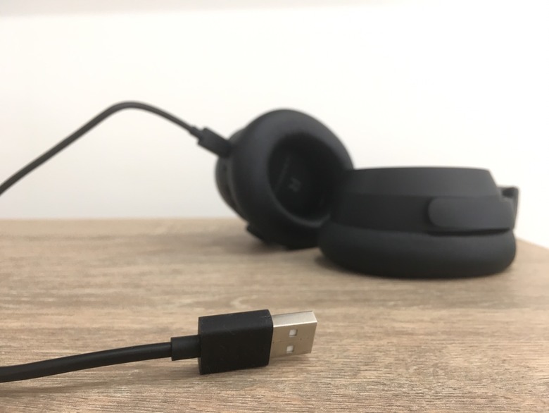 【R式分享】輕盈配戴、優異隔音、均衡自然—德國Sennheiser ACCENTUM抗噪耳罩式耳機