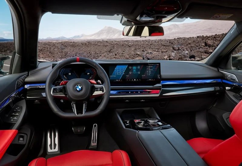 當BMW M5 Touring遇上Audi RS6 Avant 性能旅行車的頂尖對決
