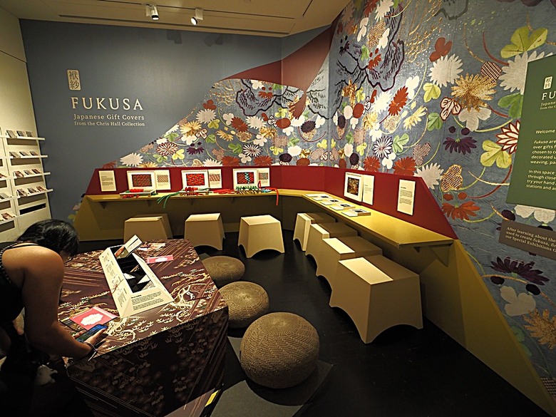 新加坡國家博物院(National Museum of Singapore)、土生華人博物館(Peranakan Museum)、善牧主教座堂(Cathedral of the Good Shepherd)、讚美廣場(CHIJMES Hall),還有地鐵勞明達站附近的土司工坊 — 赤道三國文化休閒行旅 之 新加坡篇 第六回 博物館規劃區(Museum Planning Area)