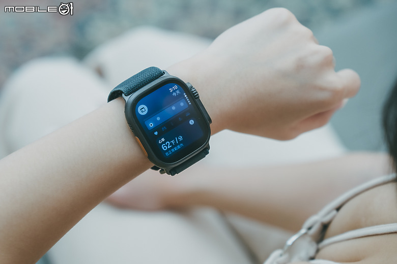 Apple Watch Series 10 / Ultra 2鈦黑體驗｜更大的螢幕、更帥的外型！
