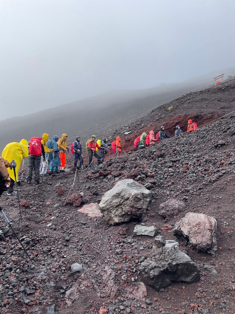 挑戰「珊珊」來遲的富士山登頂全紀錄( 下集 )