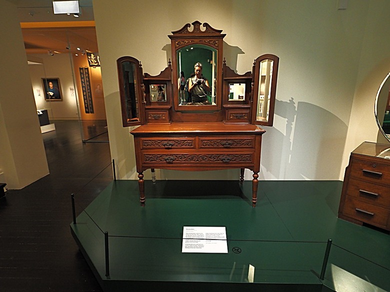 新加坡國家博物院(National Museum of Singapore)、土生華人博物館(Peranakan Museum)、善牧主教座堂(Cathedral of the Good Shepherd)、讚美廣場(CHIJMES Hall)，還有地鐵勞明達站附近的土司工坊 — 赤道三國文化休閒行旅 之 新加坡篇 第六回 博物館規劃區(Museum Planning Area)