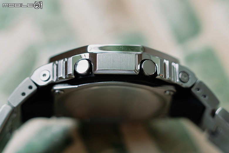 G-SHOCK G-STEEL GM-2110D 體驗報告｜強化金屬光澤、色彩更繽紛！