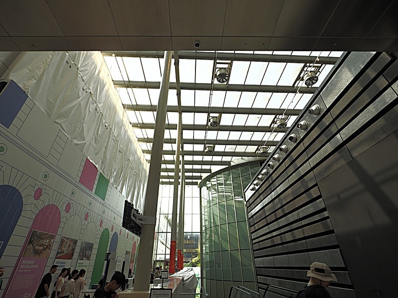 新加坡國家博物院(National Museum of Singapore)、土生華人博物館(Peranakan Museum)、善牧主教座堂(Cathedral of the Good Shepherd)、讚美廣場(CHIJMES Hall),還有地鐵勞明達站附近的土司工坊 — 赤道三國文化休閒行旅 之 新加坡篇 第六回 博物館規劃區(Museum Planning Area)