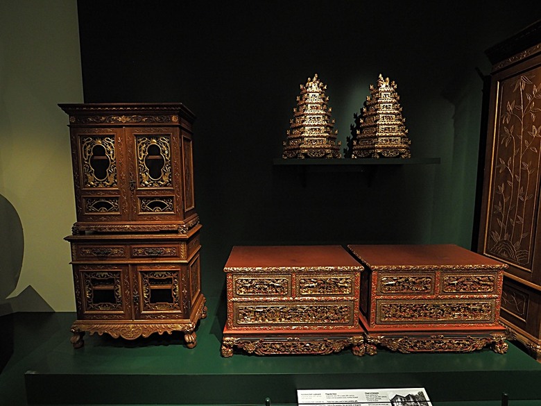 新加坡國家博物院(National Museum of Singapore)、土生華人博物館(Peranakan Museum)、善牧主教座堂(Cathedral of the Good Shepherd)、讚美廣場(CHIJMES Hall)，還有地鐵勞明達站附近的土司工坊 — 赤道三國文化休閒行旅 之 新加坡篇 第六回 博物館規劃區(Museum Planning Area)