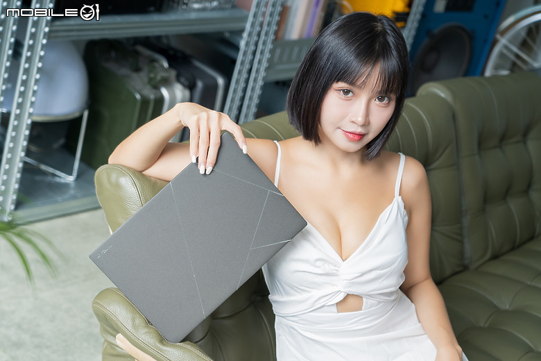 點我看大圖 ASUS Zenbook S 14 (UX5406) 體驗|Intel Core Ultra Series 2 助攻超強續航!