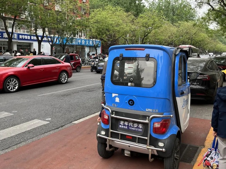 中國微型小車大亂交通