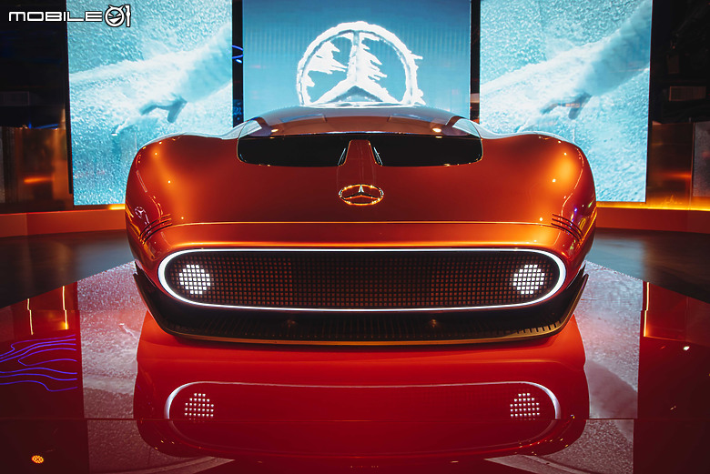坐進概念車的奇幻體驗！與Mercedes-Benz Vision One-Eleven的近距離接觸！