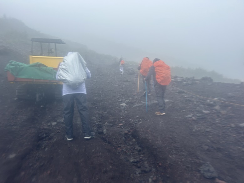 挑戰「珊珊」來遲的富士山登頂全紀錄( 下集 )