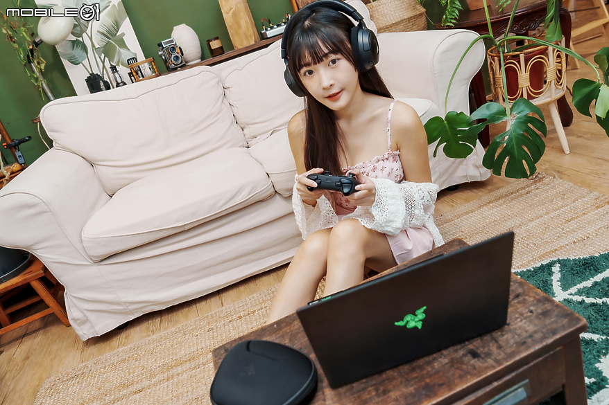 Razer Kraken V4 & Wolverine V3 Pro 體驗報告｜炫彩無”線“的絕佳遊戲組合