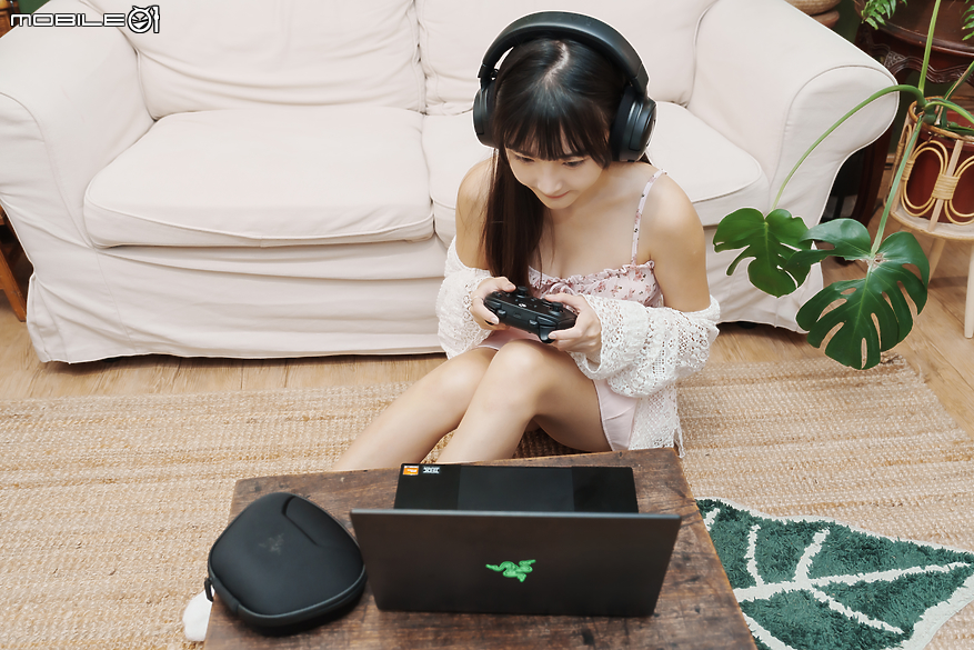 Razer Kraken V4 & Wolverine V3 Pro 體驗報告｜炫彩無”線“的絕佳遊戲組合