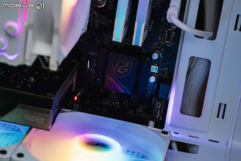 濃縮版海景小套房 darkFlash MOTI Mini 開箱分享