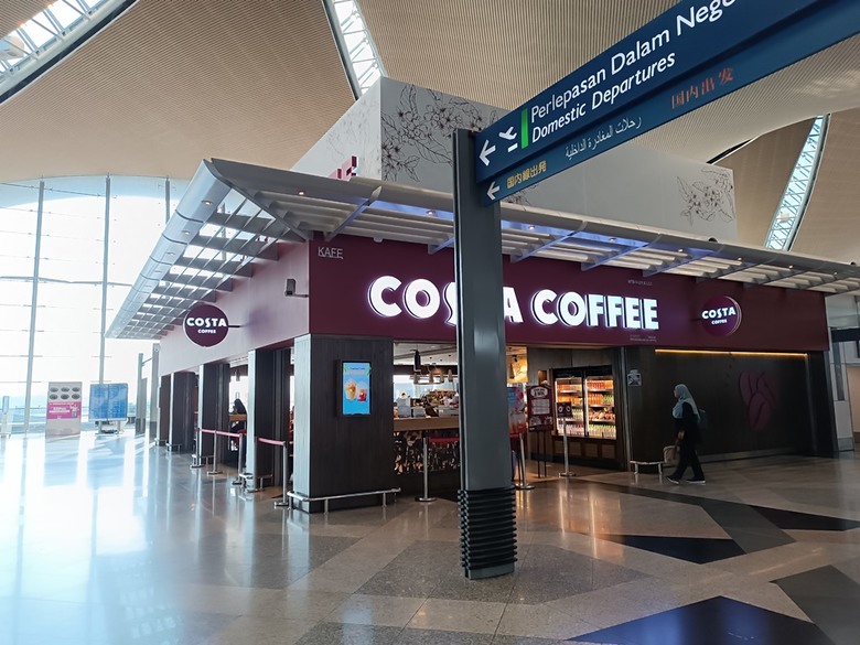 吉隆坡國際機場之轉機(KLIA2入境、KLIA1出境)及適合小睡休息地點全紀錄 — 赤道三國文化休閒行旅 之 馬來西亞篇 吉隆坡國際機場 (Kuala Lumpur International Airport)