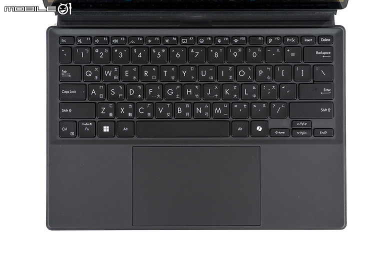 ASUS ProArt PZ13 測試報告｜專為戶外創作打造的輕巧 Copilot+PC！