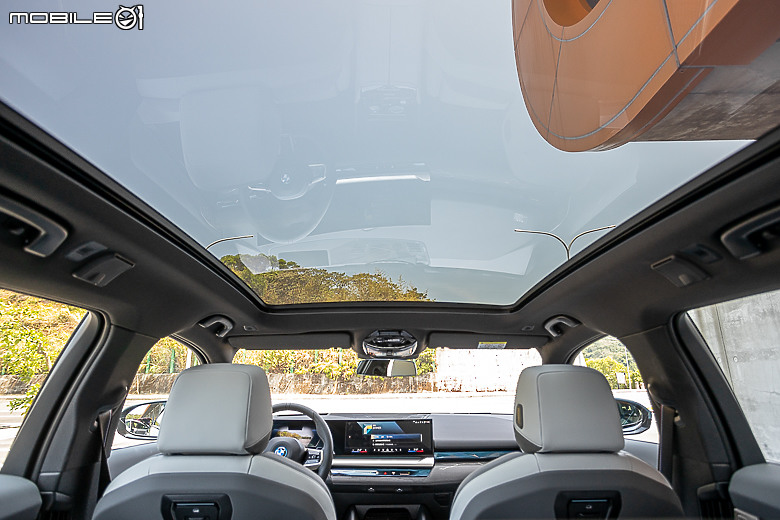 BMW i5 eDrive40 Touring 試駕|有空間有品味,市場唯一純電旅行車!
