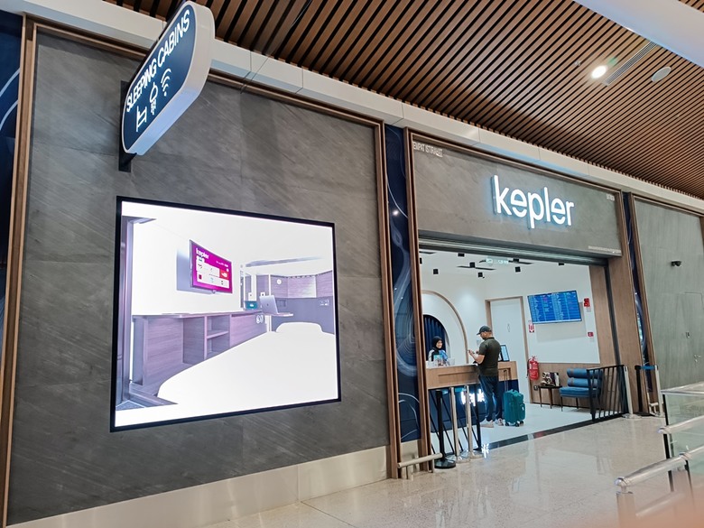 吉隆坡國際機場之轉機(KLIA2入境、KLIA1出境)及適合小睡休息地點全紀錄 — 赤道三國文化休閒行旅 之 馬來西亞篇 吉隆坡國際機場 (Kuala Lumpur International Airport)