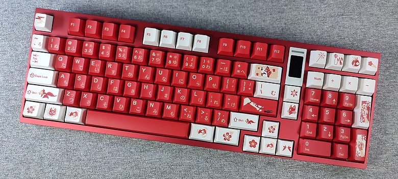 來自花火的歡愉~Qwertykeys QK100 全鋁合金客製化機械鍵盤套件 組裝紀錄一