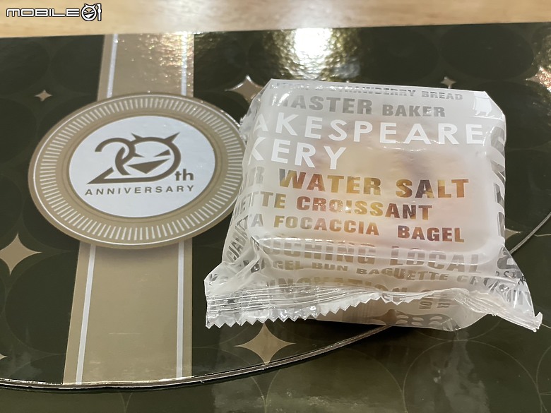 點我看大圖 驚艷味蕾的20週年慶典:Mobile01 x 王鵬傑聯名中秋禮盒開箱