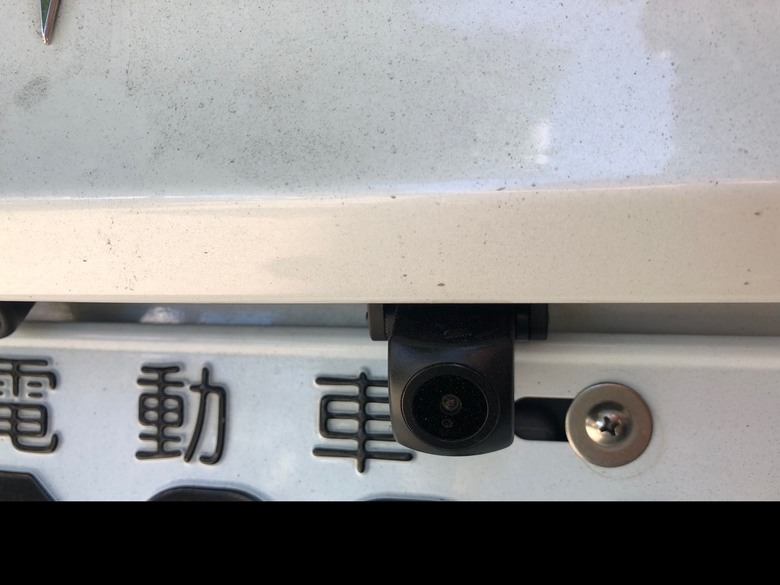 終於入手Tesla model3 心得與改裝配件分享