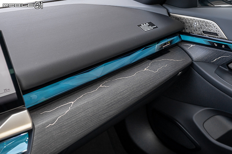 BMW i5 eDrive40 Touring 試駕|有空間有品味,市場唯一純電旅行車!