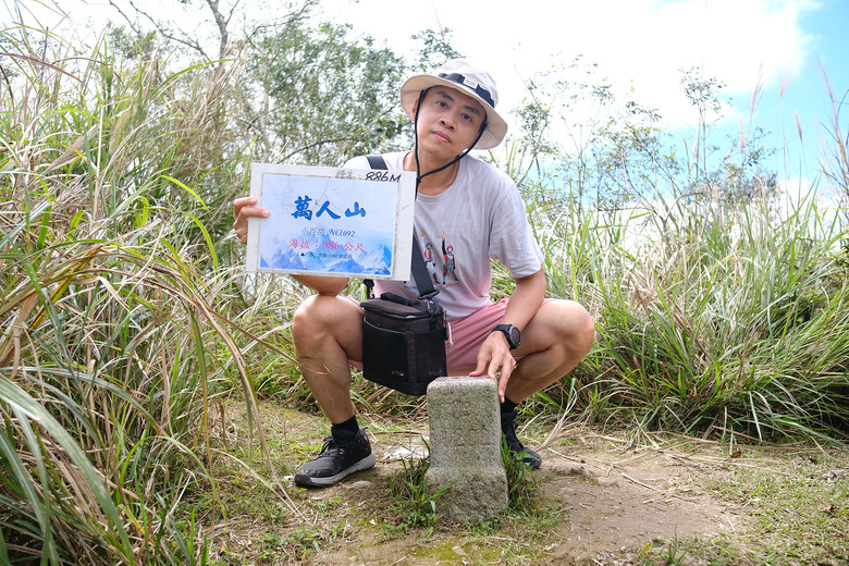 點我看大圖 【萬人山】花蓮最美登山口小百岳 | 六十石山金針園區內