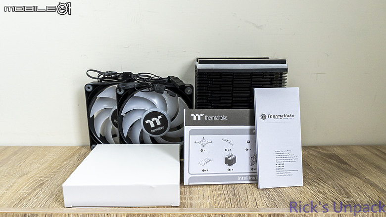 點我看大圖 【開箱】黑化塔散與RGB的結合 | Thermaltake ASTRIA 600 ARGB