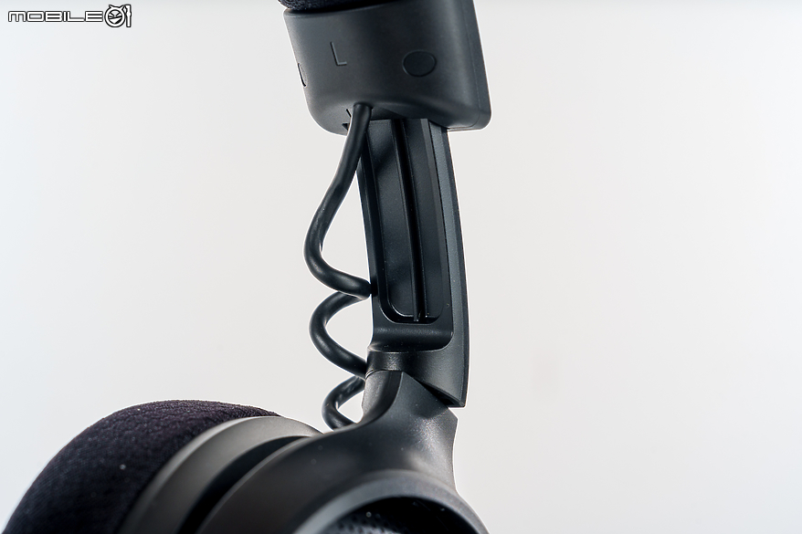 Razer Kraken V4 & Wolverine V3 Pro 體驗報告｜炫彩無”線“的絕佳遊戲組合