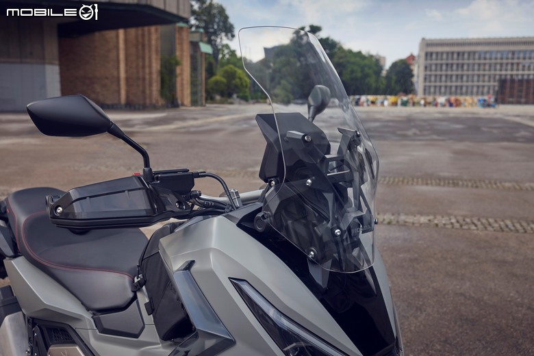 【海外新訊】2025 HONDA X-ADV小改發表！面容更殺配備更滿！