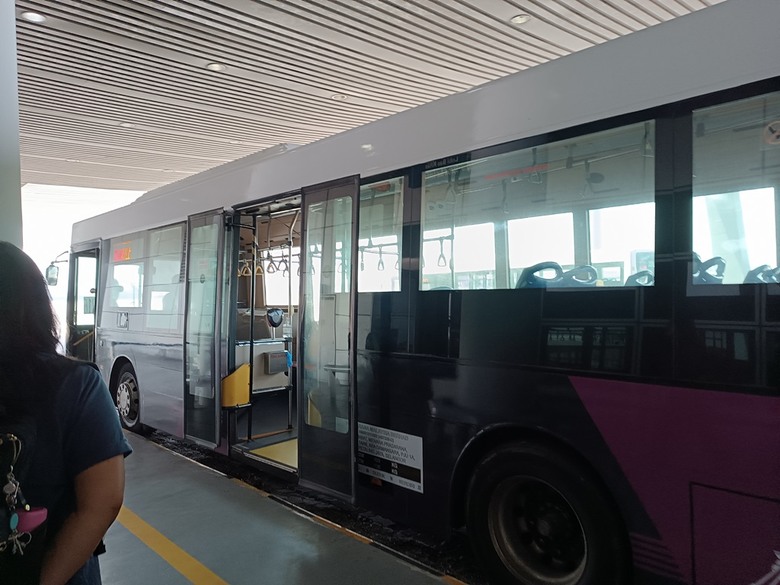 吉隆坡國際機場之轉機(KLIA2入境、KLIA1出境)及適合小睡休息地點全紀錄 — 赤道三國文化休閒行旅 之 馬來西亞篇 吉隆坡國際機場 (Kuala Lumpur International Airport)