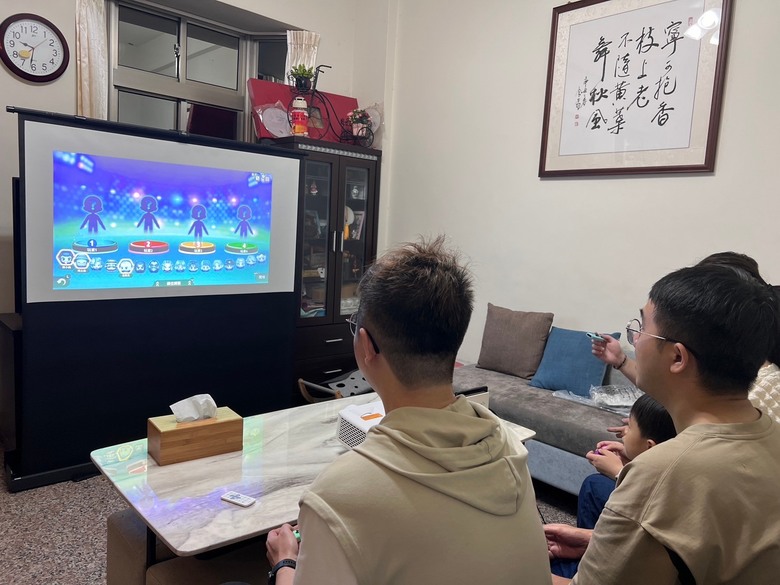 中秋居家聚會好物分享!Optoma投影機