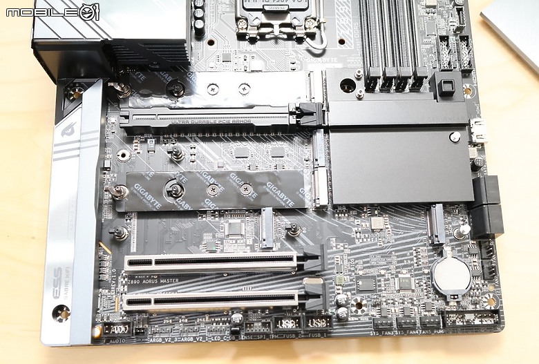 AI SNATCH 導入 Z890 AORUS MASTER 開箱