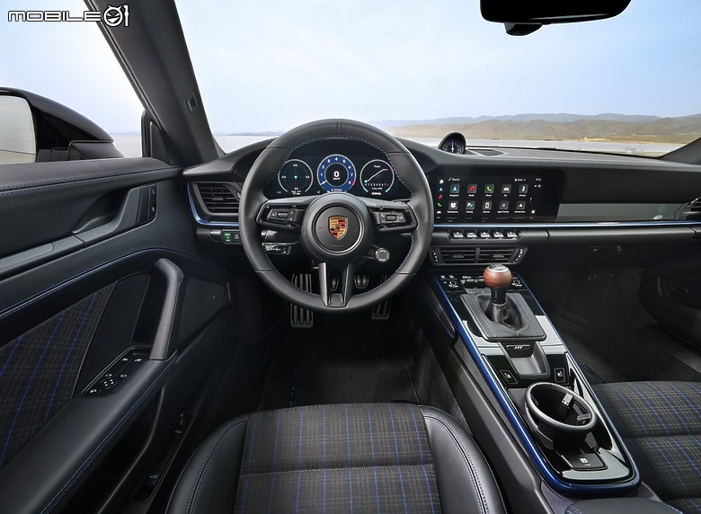 【國內新訊】Porsche 911再添新成員Carrera T,輕量、手排、報價777萬元起!