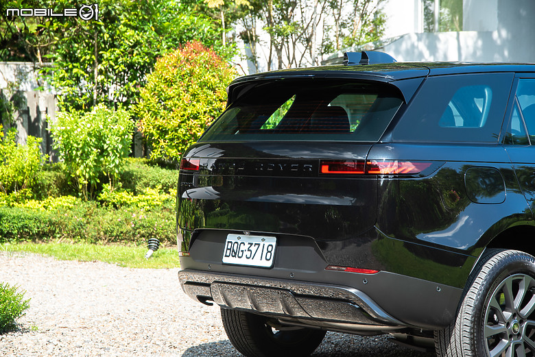 Range Rover Sport 黯影版試駕|限量50部,充滿神秘感的黑化魅力!