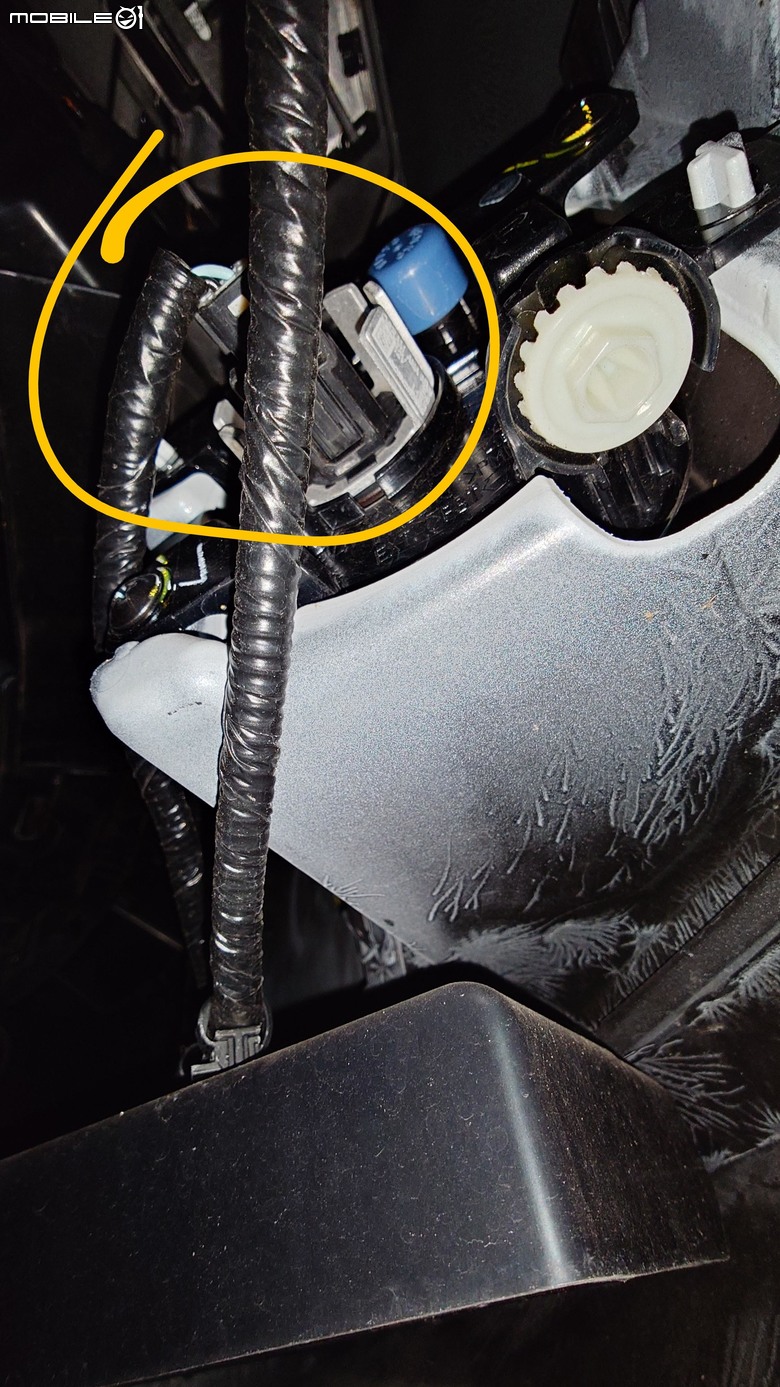 【心得】Civic e:HEV (FL4) 霧燈改裝 × Carmate GIGA BW584