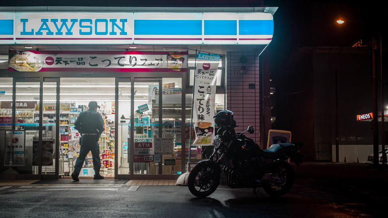 【TODD】屬於我的30歲 沖繩重機環島|HONDA CB400
