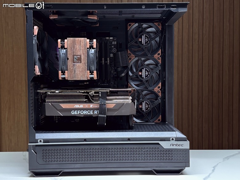 無光黑色信仰貓頭鷹 ft. Antec C7 ARGB