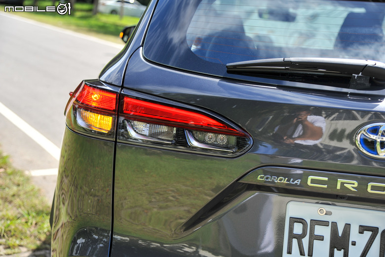 Toyota Corolla Cross 油電旗艦版試駕|內外的小地方升級、繼續成就神車的地位!