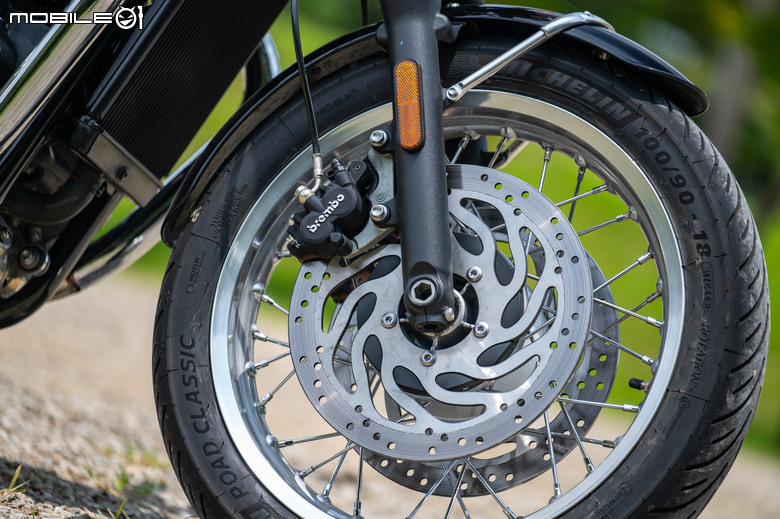TRIUMPH Bonneville T120 試駕｜何謂經典？我就是經典！