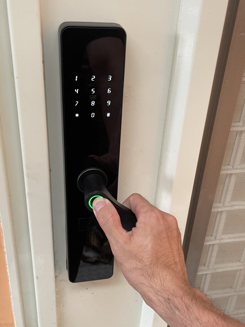 不用帶鑰匙出門就是爽,KeenLock電子門鎖安裝分享
