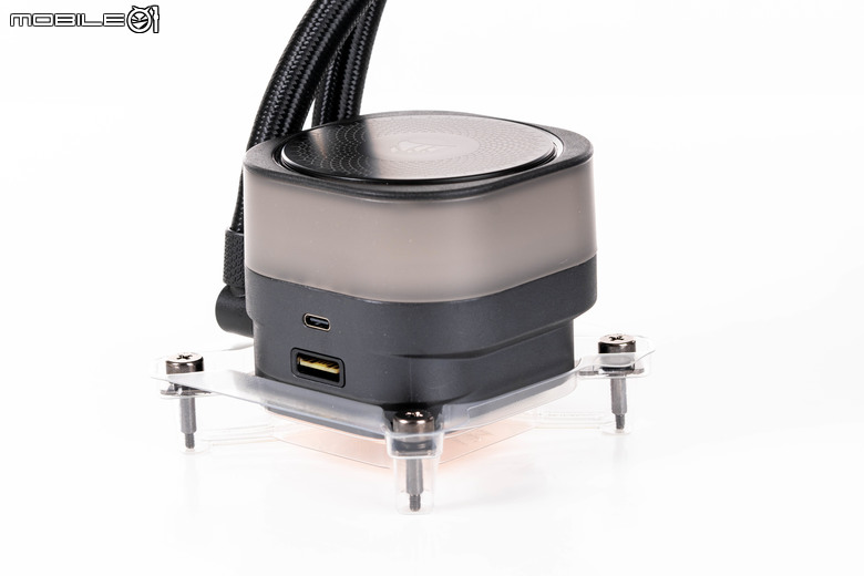 CORSAIR iCUE LINK TITAN 360 RX RGB 一體式水冷散熱器開箱試用 以更高的溫度壓制力應對未來處理器挑戰